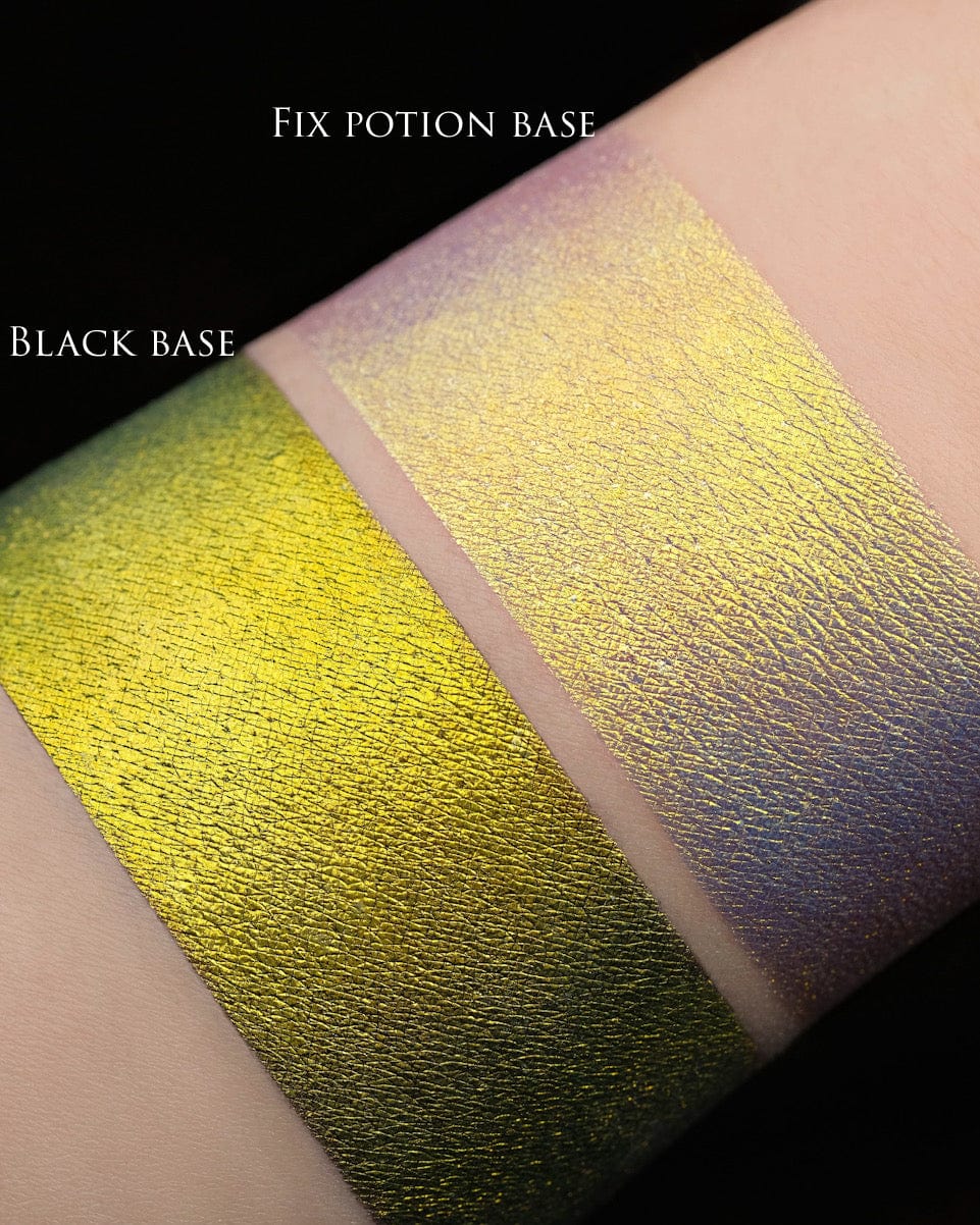 Shooting Star Opal Multichrome Loose Eyeshadow